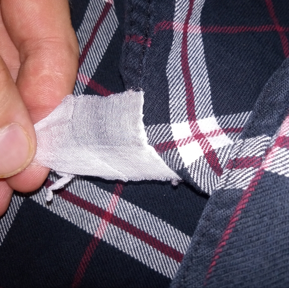 Vintage wrangler XL button up red/black plaid flannel - Picture 9 of 10